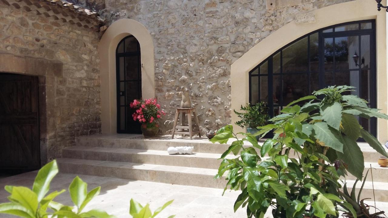 Mazet Des Artistes Mouries Exterior foto